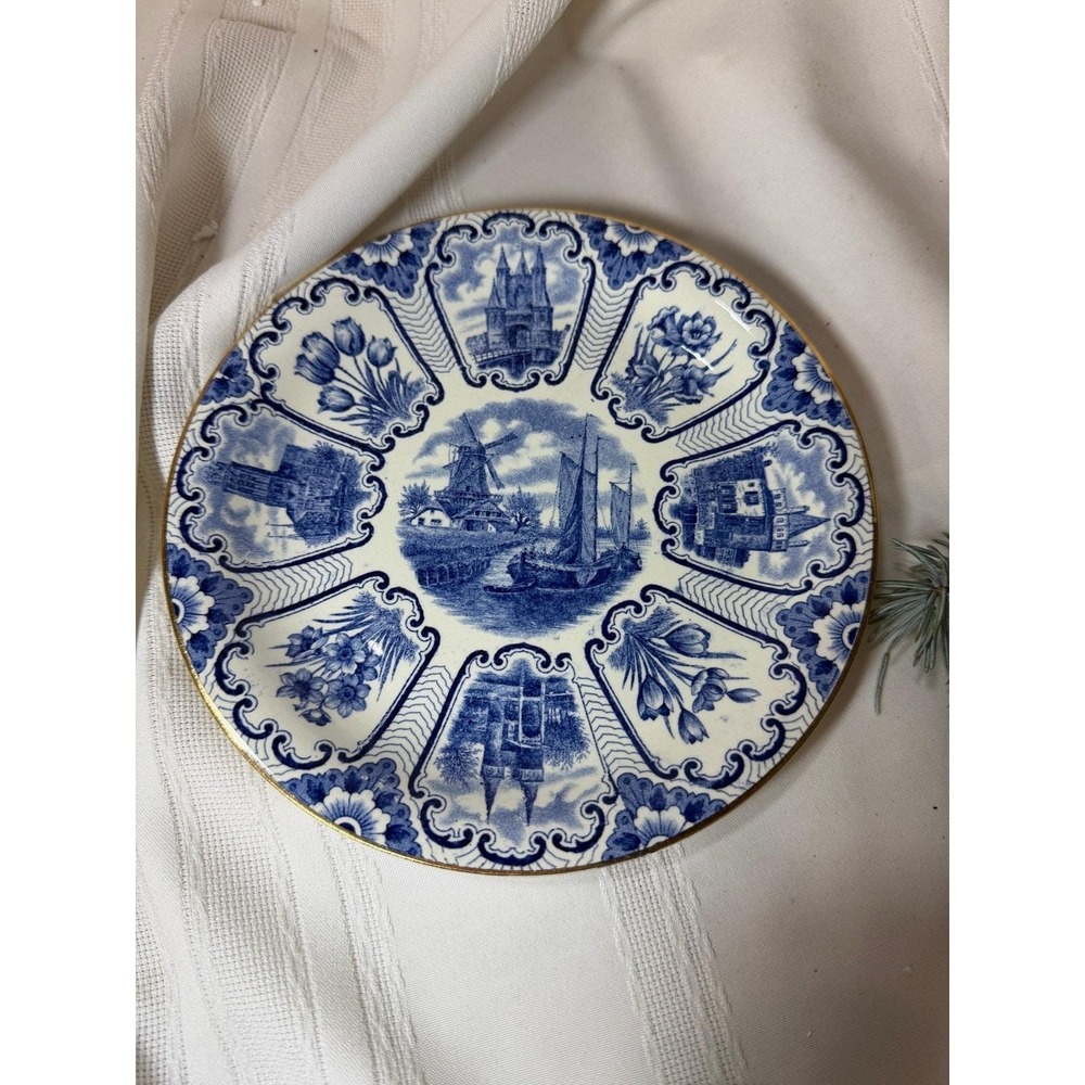 Societe Ceramique Maastricht Old Dutch 8" Plate Blue White gold edge